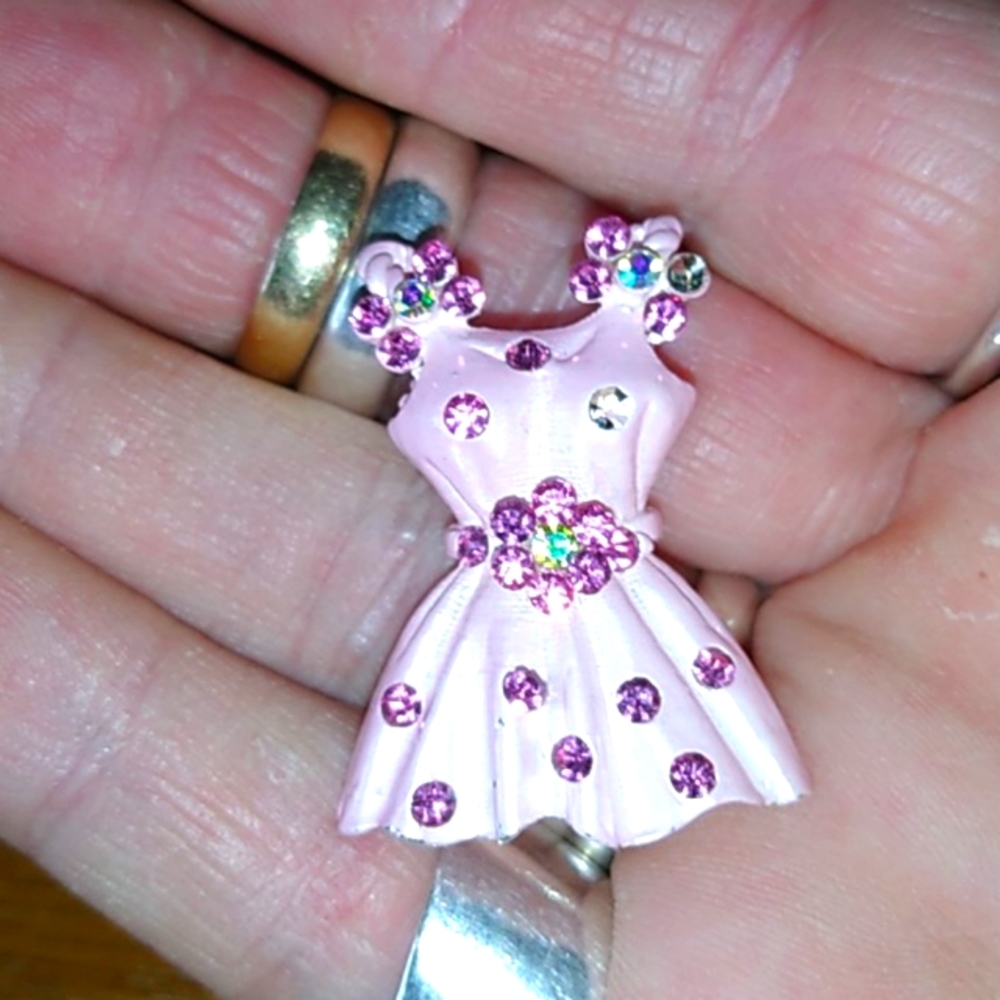 Vintage brooch🌺
